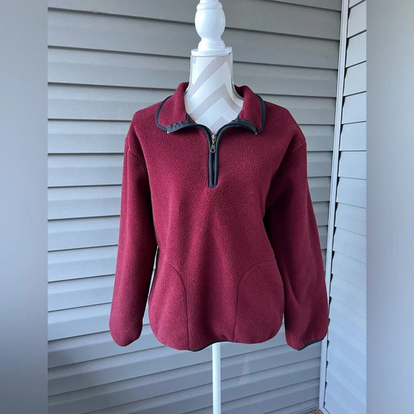 Woolrich Tops - Vintage Women’s Woolrich 1/4 Zip Pullover Thick Fleece Maroon Made in USA Sz M